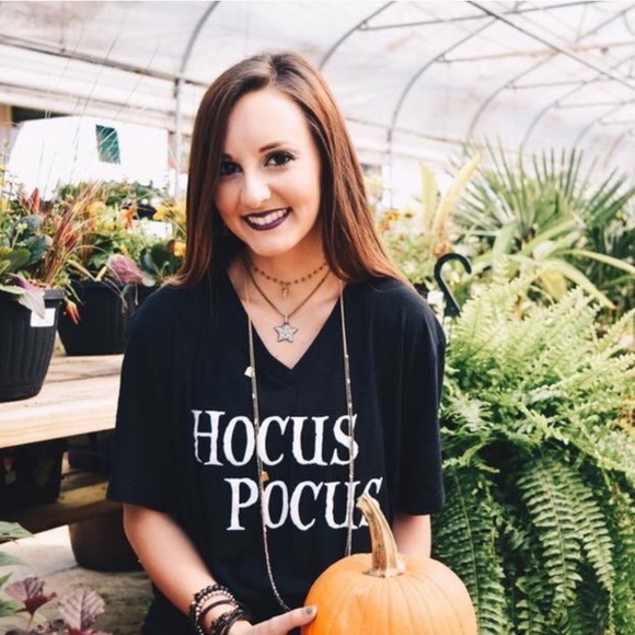 Tops - Hocus Pocus Graphic Tee: M